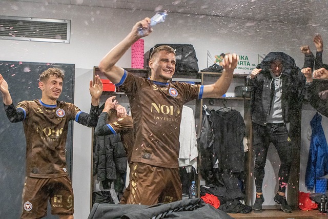 与当地的一 与当地的一