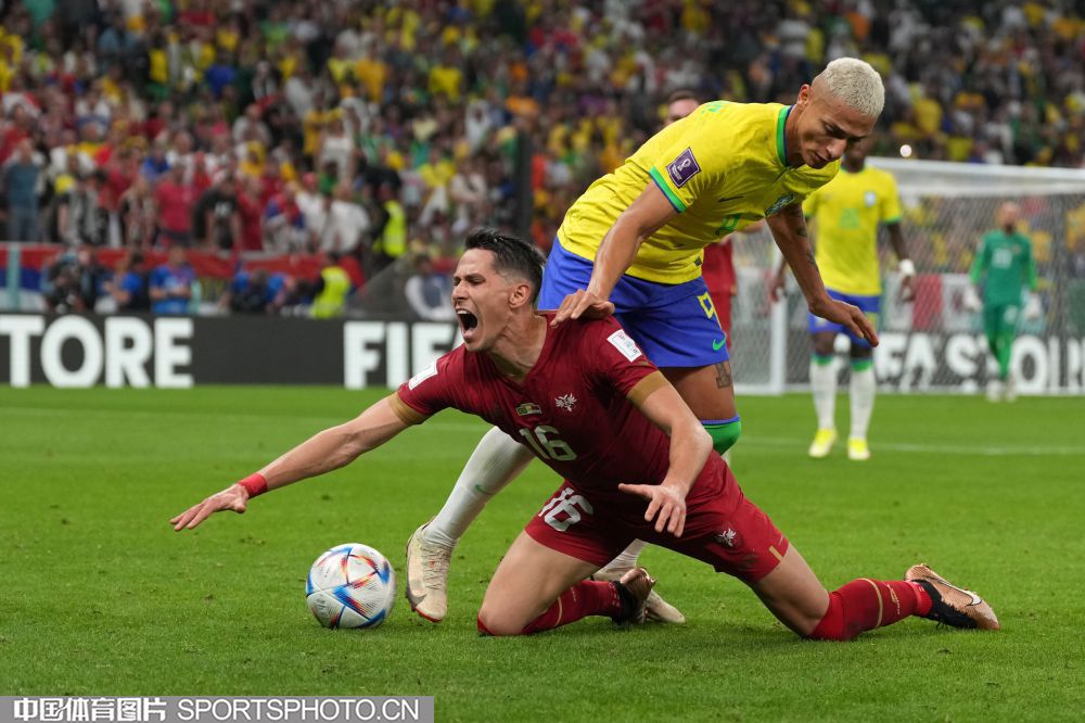 再戰一年！羅伊斯與多特續約至2024賽季結束！.