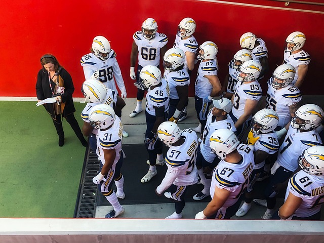 109-148！太阳遭火箭赛季横扫，杰伦格林33分，杜兰特伤退.